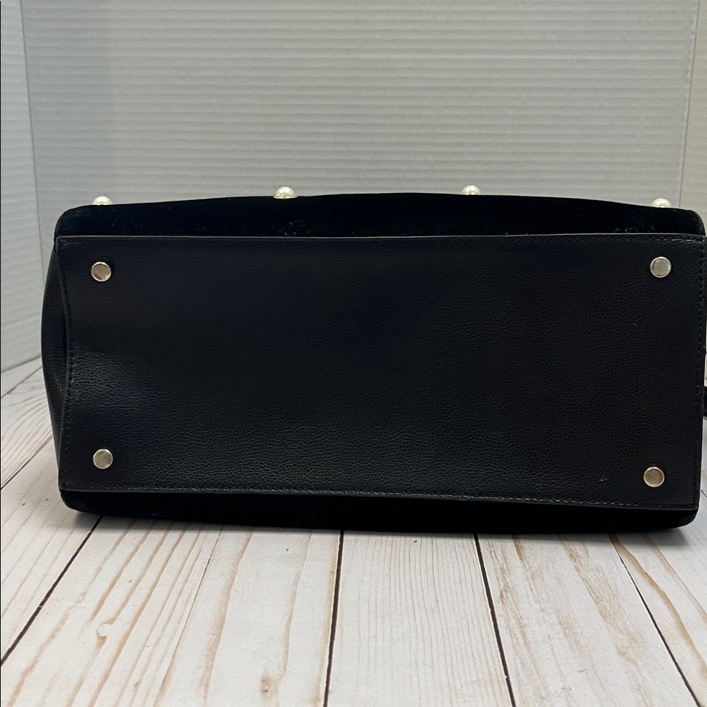 Kate Spade pearl satchel/crossbody. Black velvet & leather. Gold hardware. EUC. - Picture 5 of 9